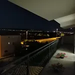 Bayview Апартаменты *