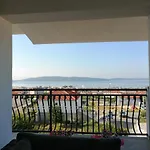 Bayview Апартаменты *