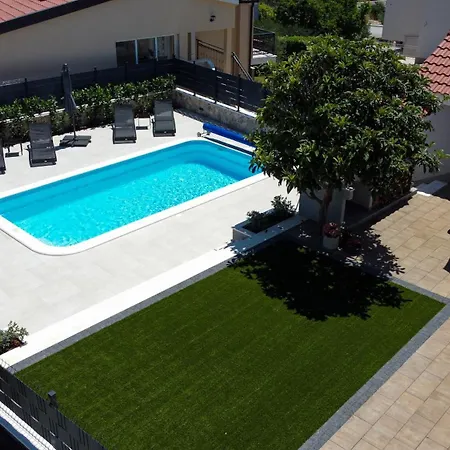 Bayview Apartment