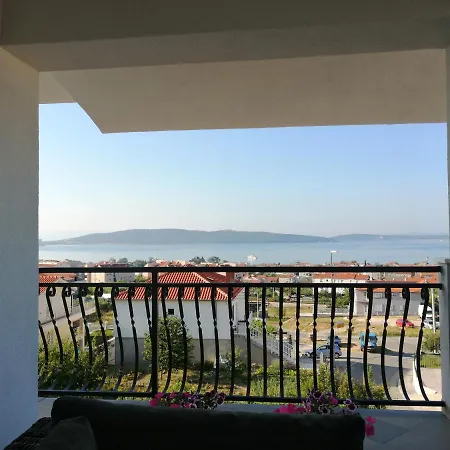 Bayview アパート *